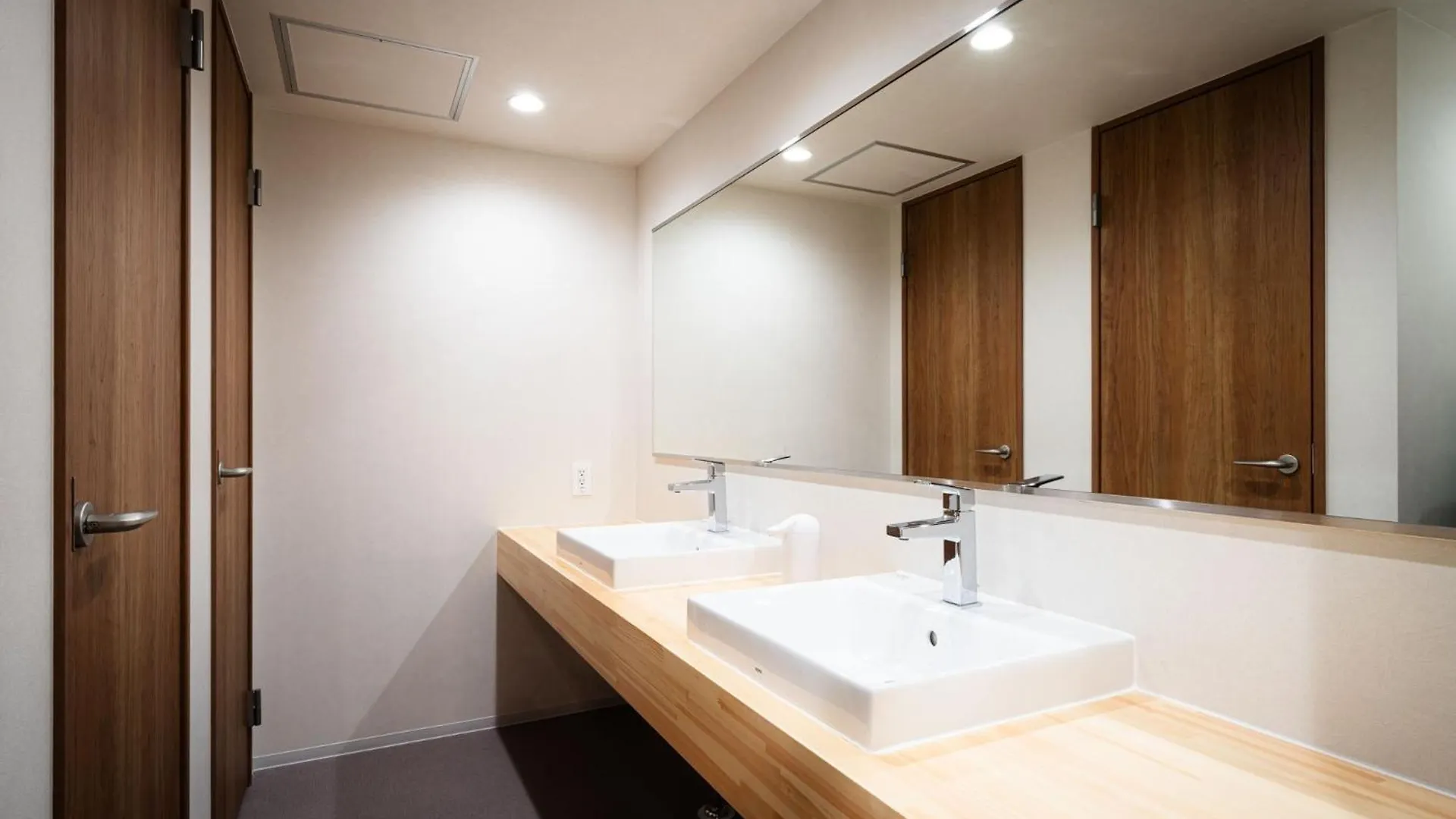 Manga Art Hotel, Bakurocho - Vacation Stay 14315V Tokyo Hotel